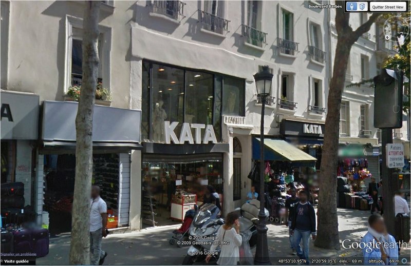 I Found a Belle Epoque Theatre Hiding inside a Paris Shoe Store