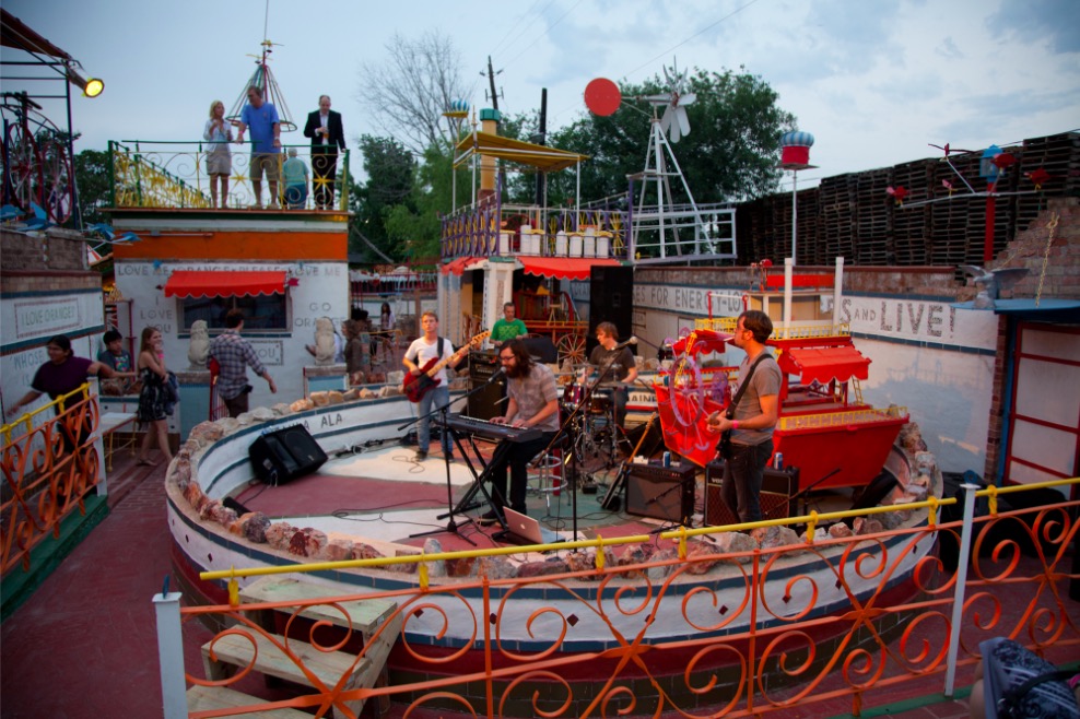 The Amazing, the Inexplicable, Orange Show in Texas