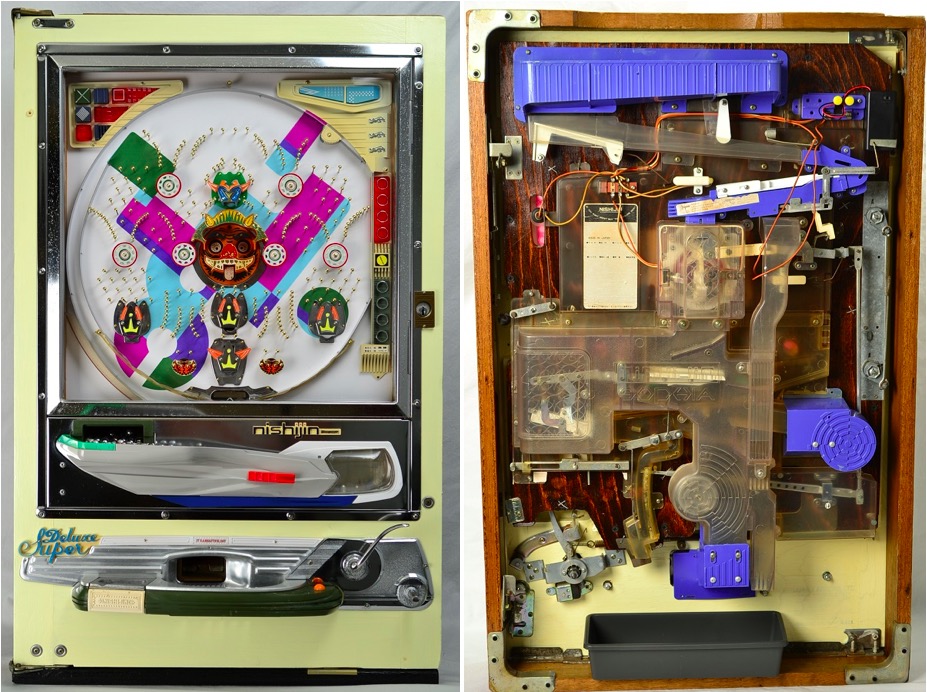 These Fabulous Vintage Japanese Slot Machines are a Collector's Dream