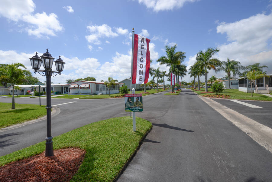 Lamplighter Village 500 Lantern Blvd, Melbourne, FL 32934