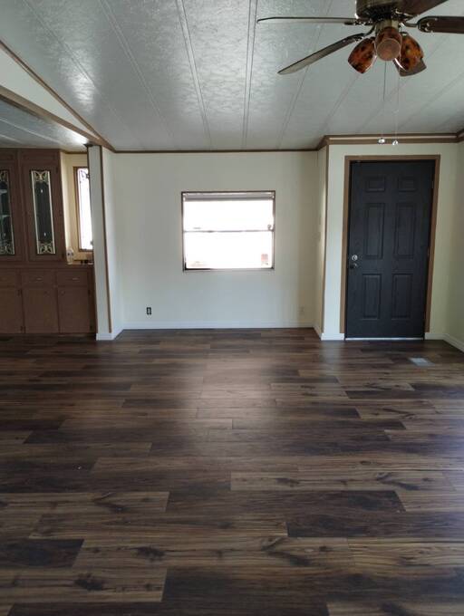 For Sale 12100 Seminole Blvd., Lot 373, Largo, FL 33778 Double Wide