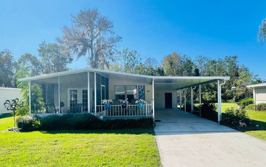 For Sale 24 Rose Drive, Fruitland Park, FL 34731 Single Wide