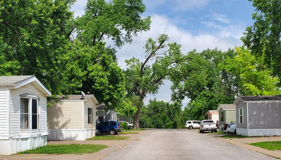 Lakeview Terrace Mobile Home Park 1200 N Lakeview Dr, Oklahoma City