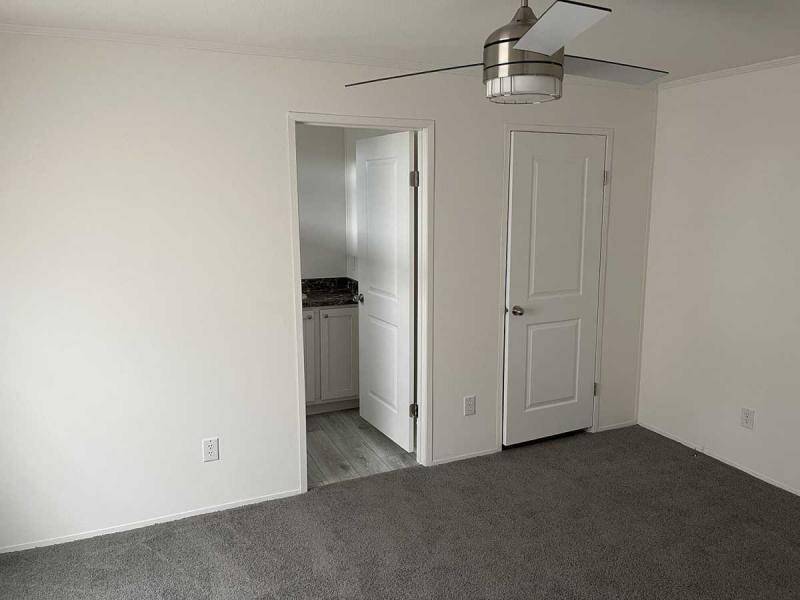 For Sale 1455 90th Ave, Lot 7, Vero Beach, FL 32966 Single Wide