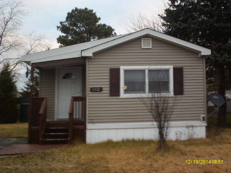 Pinewood Estates MHC 200 Cedar Ln, Barnegat, NJ 08005