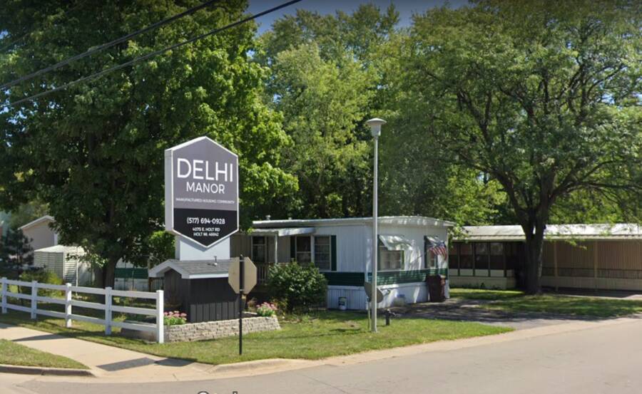 Delhi Manor Mobile Home Park 4075 East Holt Road, Holt, MI 48842