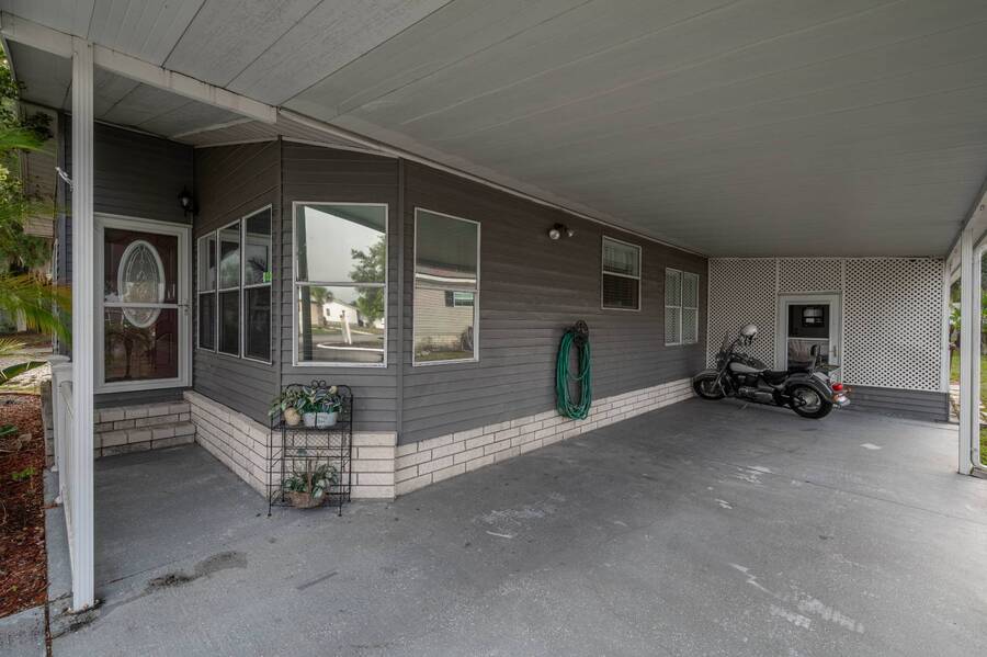 For Sale 100 Algonquin Trail, Mulberry, FL 33860 Single Wide