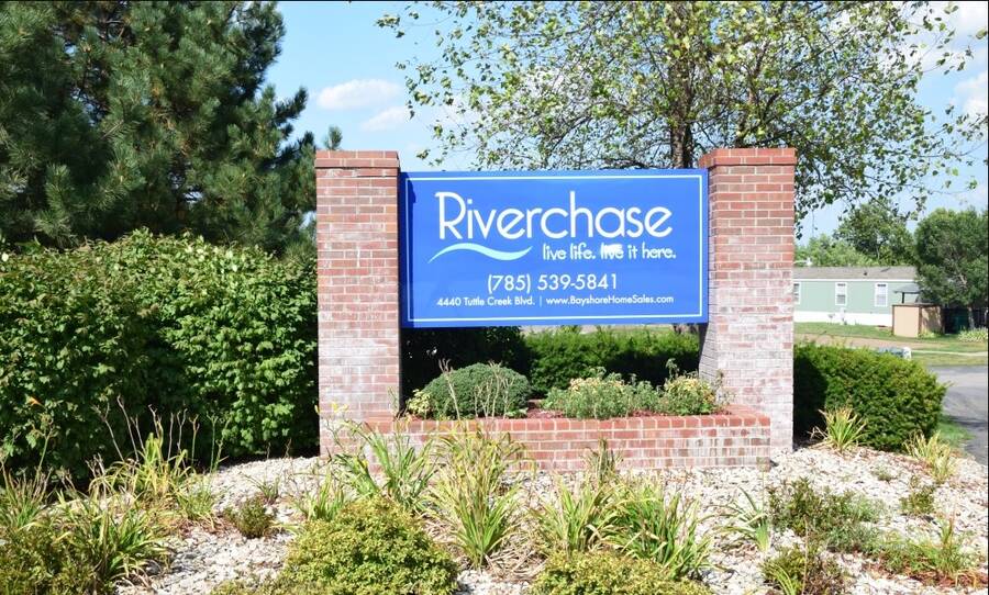 Riverchase 4440 Tuttle Creek Boulevard, Manhattan, KS 66502