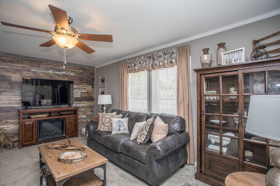 Pine Hill Estates MHC 272 Hill Street, Raynham, MA 02767