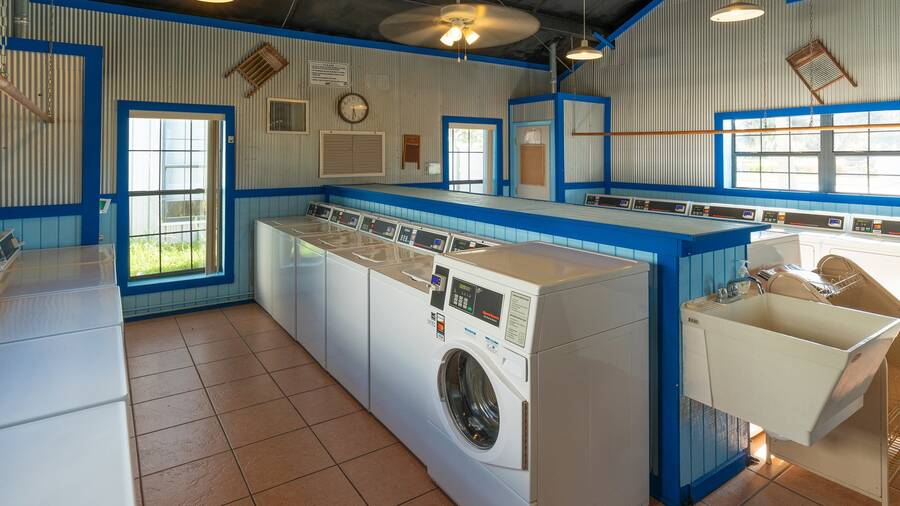 Blueberry Hill 4 Homes Available 6233 Lowery Street, Bushnell, FL