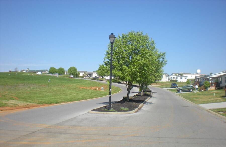 The Stables MHC 2606 Seattle Slew Way, Sevierville, TN 37876