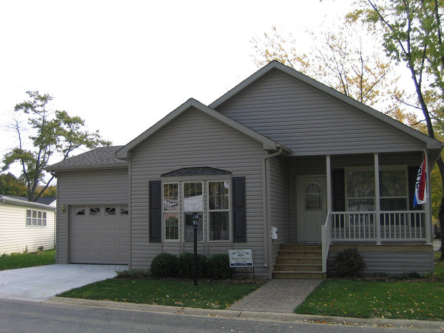 Willow Lake Estates 11 Homes Available 161 West River Road, Elgin