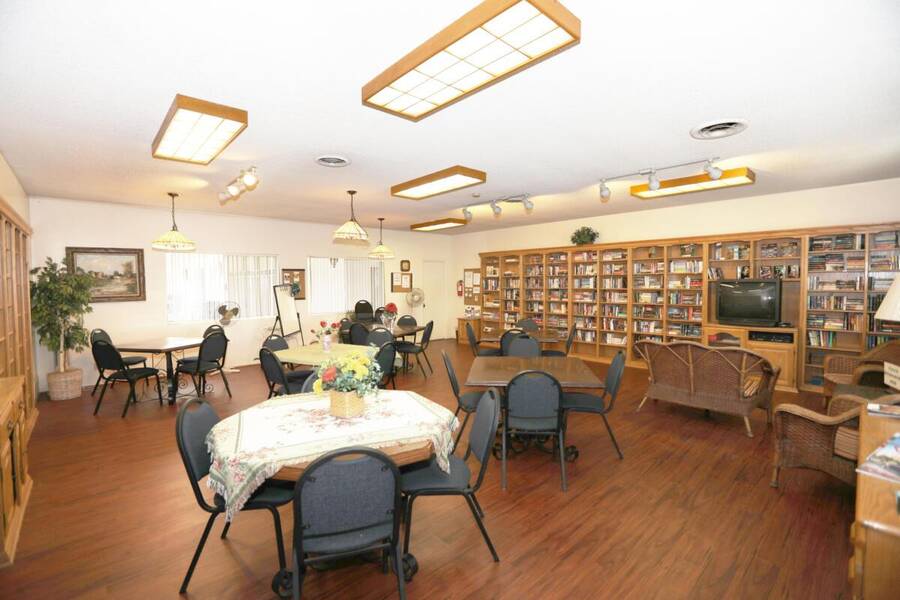 Rancho Huntington Mobile Home Estates 19361 Brookhurst Street