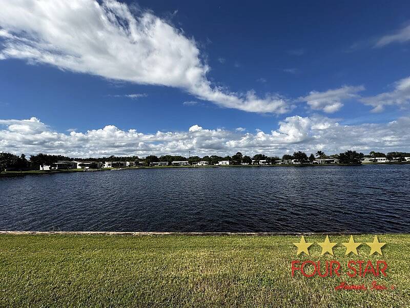 For Sale 2011 E Lakeview Dr, Sebastian, FL 32958 Double Wide