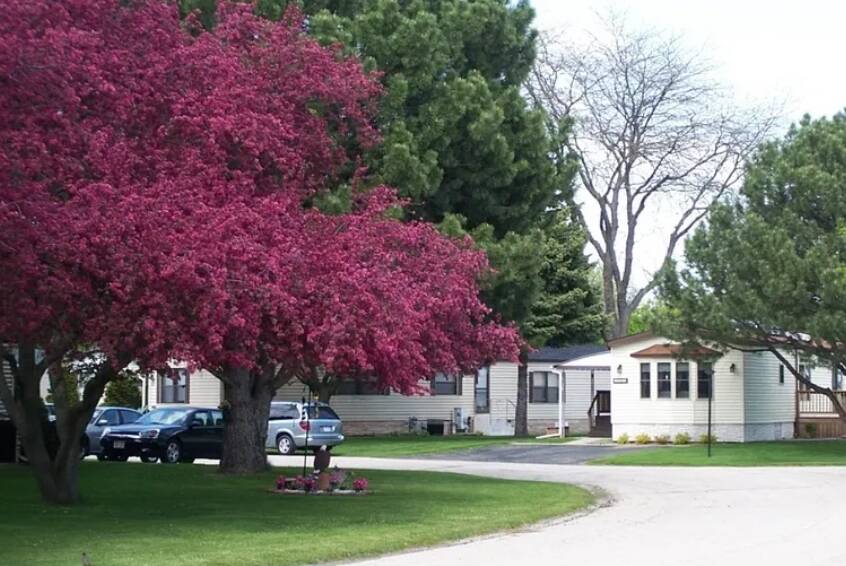 Oakdale Estates Park & Sales 11515 1st St, Sturtevant, WI 53177