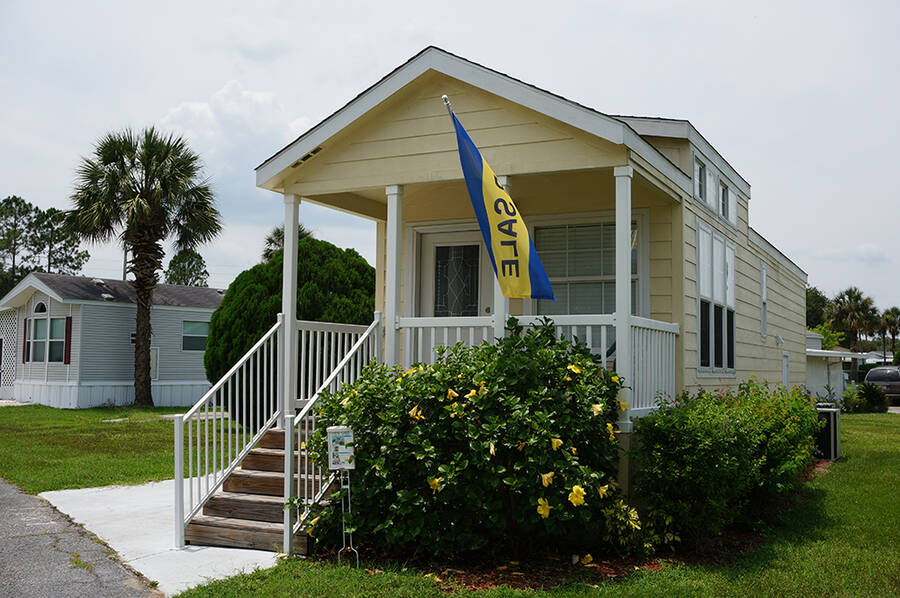 Southern Palms RV Resort 2 Homes Available One Avocado Lane, Eustis