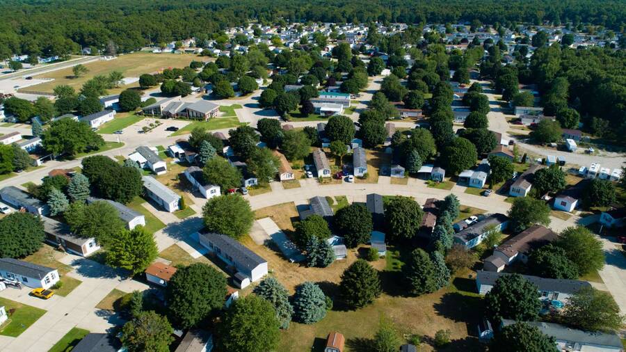 Egelcraft 3 Homes Available 2129 Arrowhead Drive, Muskegon, MI 49442