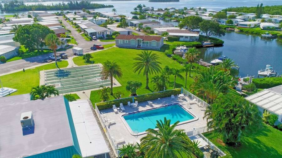 Fairlane Harbor 1500 Indian River Boulevard, Vero Beach, FL 32960