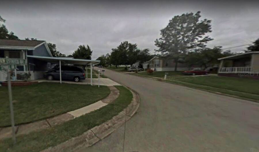 Lake View Mobile Estates 1 Oaktree Ct, Warrenton, MO 63383