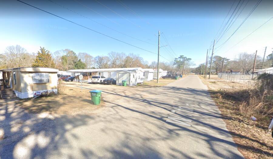 Forrest Garden Mobile Home Park 302 Jones St, Petal, MS 39465