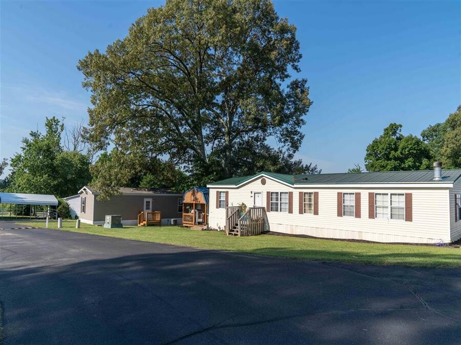 Weatherly Estates Mobile Home Park 200 Cedarbend Rd, Clarksville, TN