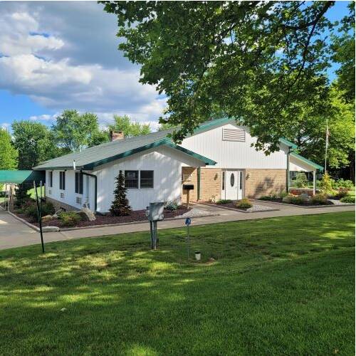 Hickory Hills 121 Hickory Hills Drive, Bath, PA 18014