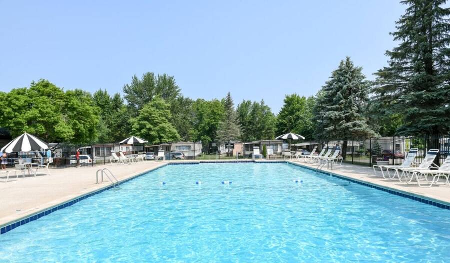 Leisure Estates MHC 523 Butternut Drive, Holland, MI 49424