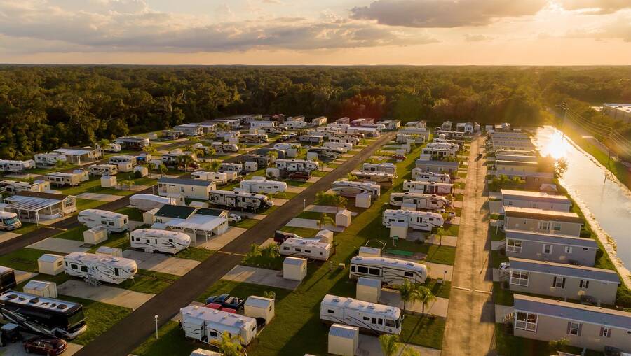 Blueberry Hill 4 Homes Available 6233 Lowery Street, Bushnell, FL