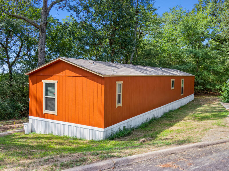 Rolling Hills 2 Homes Available 4300 S. Bowman Rd, Little Rock, AR