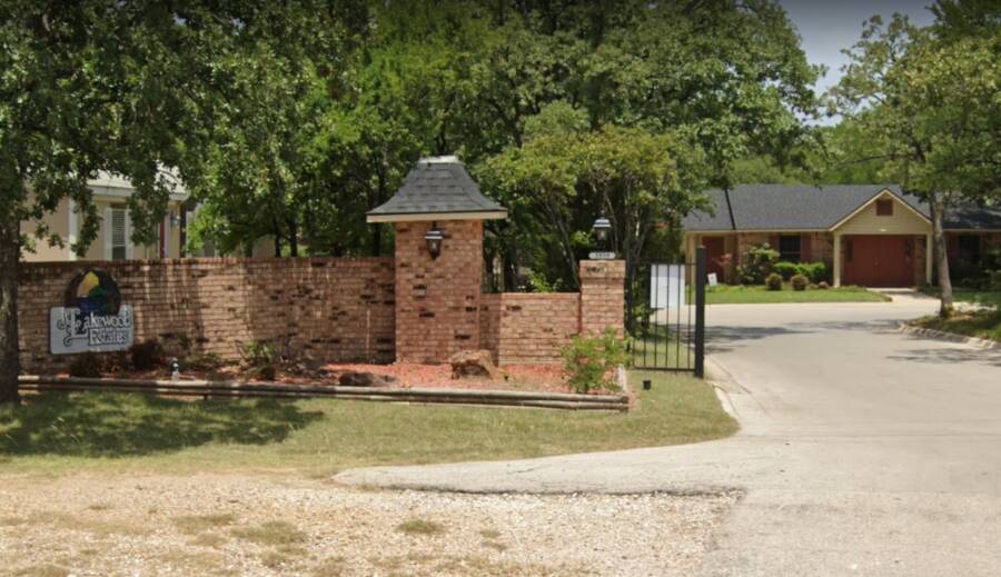 Lakewood Estates 3939 Teasley Ln, Denton, TX 76210