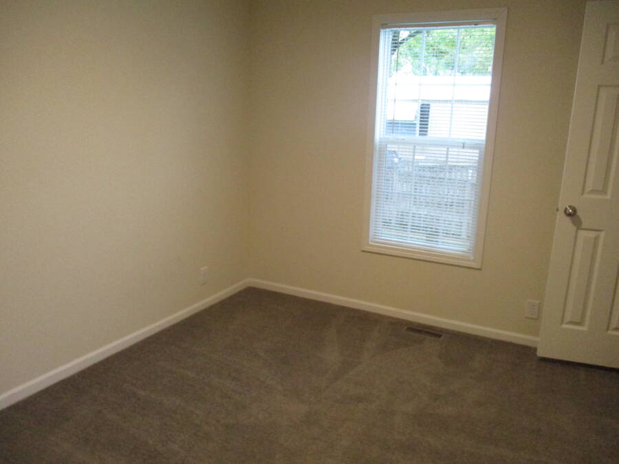 For Sale 81 Maplebrook, Lot 161, Grand Rapids, MI 49548 Single Wide