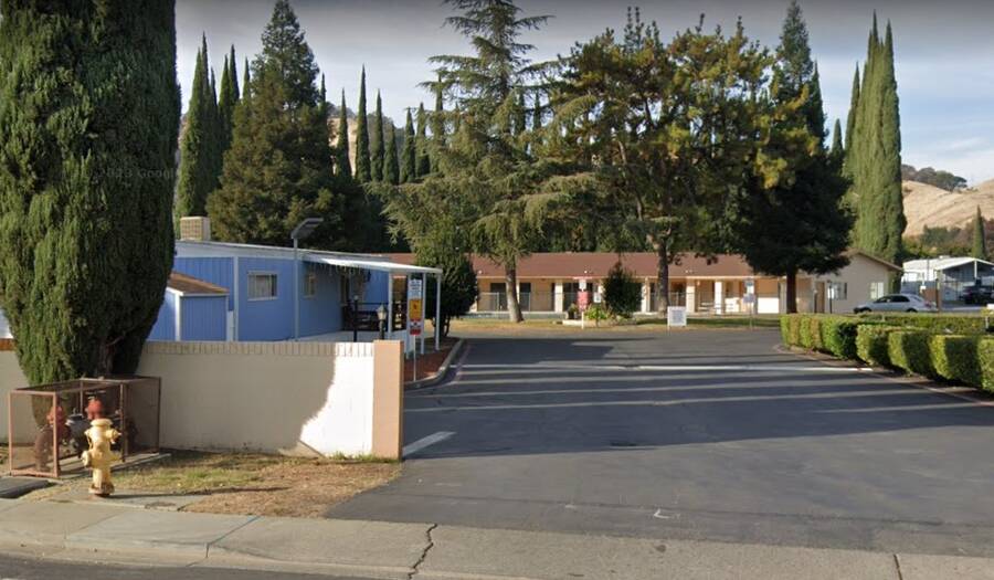 El Matador Mobile Home Park 777 Alamo Lane, Vacaville, CA 95687