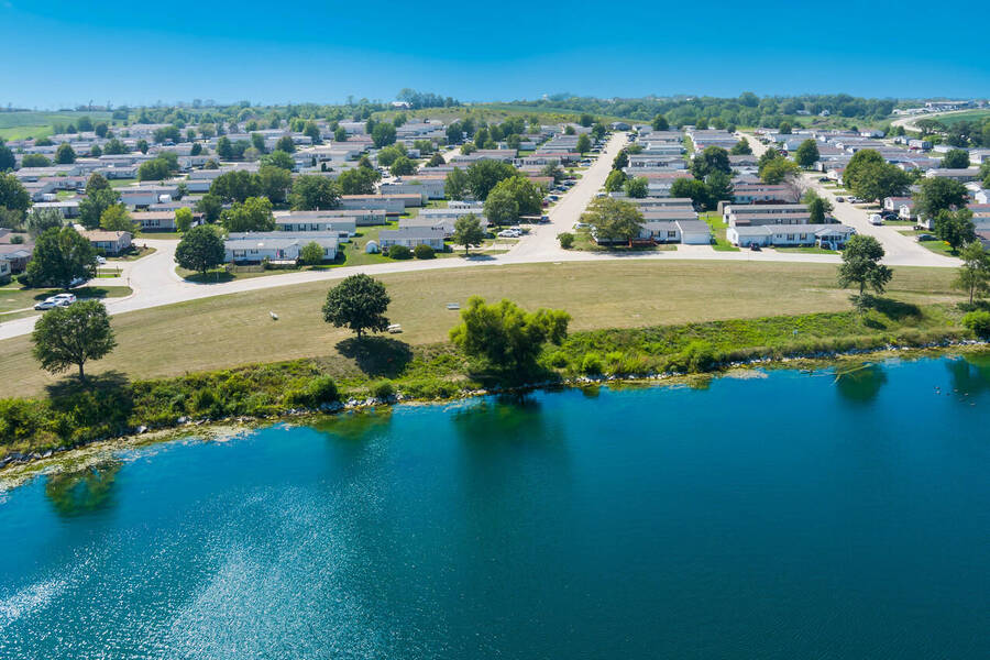 Lake Ridge Mobile Home Park 893 Spring Ridge Drive, Iowa City, IA