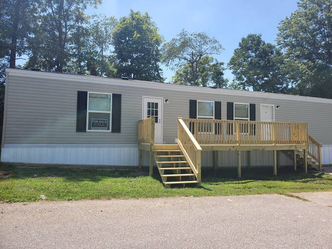 Elk Creek Manufactured Home Community 1200 Whittington Drive