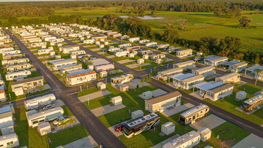 Blueberry Hill 4 Homes Available 6233 Lowery Street, Bushnell, FL