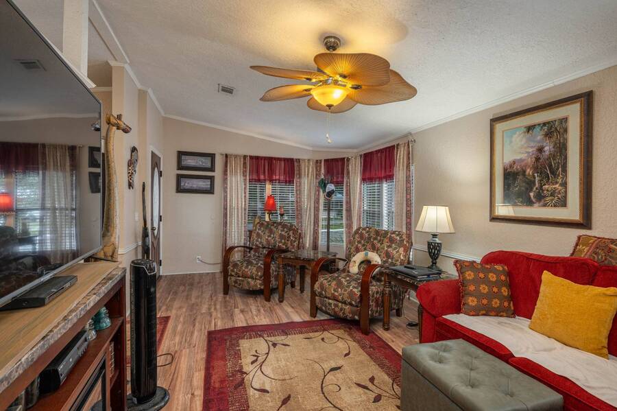 For Sale 100 Algonquin Trail, Mulberry, FL 33860 Single Wide