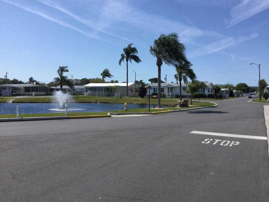 Lake Highlander Mobile Home Park 1500 County Road 1, Dunedin, FL