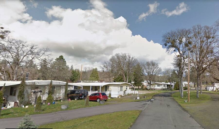 Shady Cove Mobile Home Park 22071 Hwy 62, Shady Cove, OR 97539
