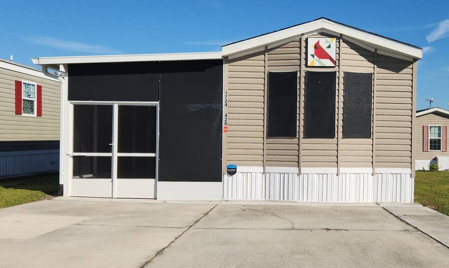 For Sale 1724 North Carolina St., Frostproof, FL 33843 Single Wide