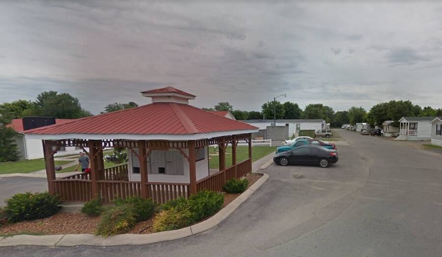 Brookfield Manufactured Home Community 800 Brookfield Drive