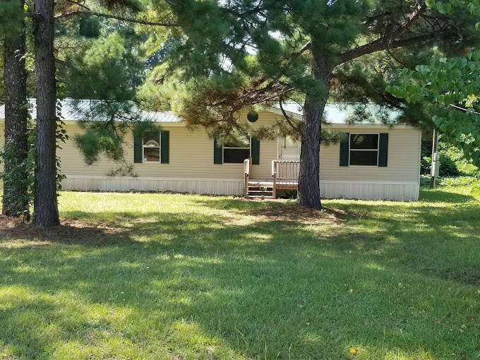 Pine Ridge Mobile Home Park 7030 Lone Oak Road, Hogansville, GA 30230