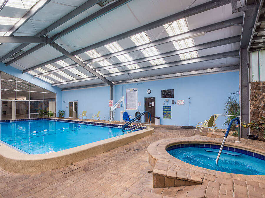 Clover Leaf Farms 17 Homes Available 900 North Broad Street