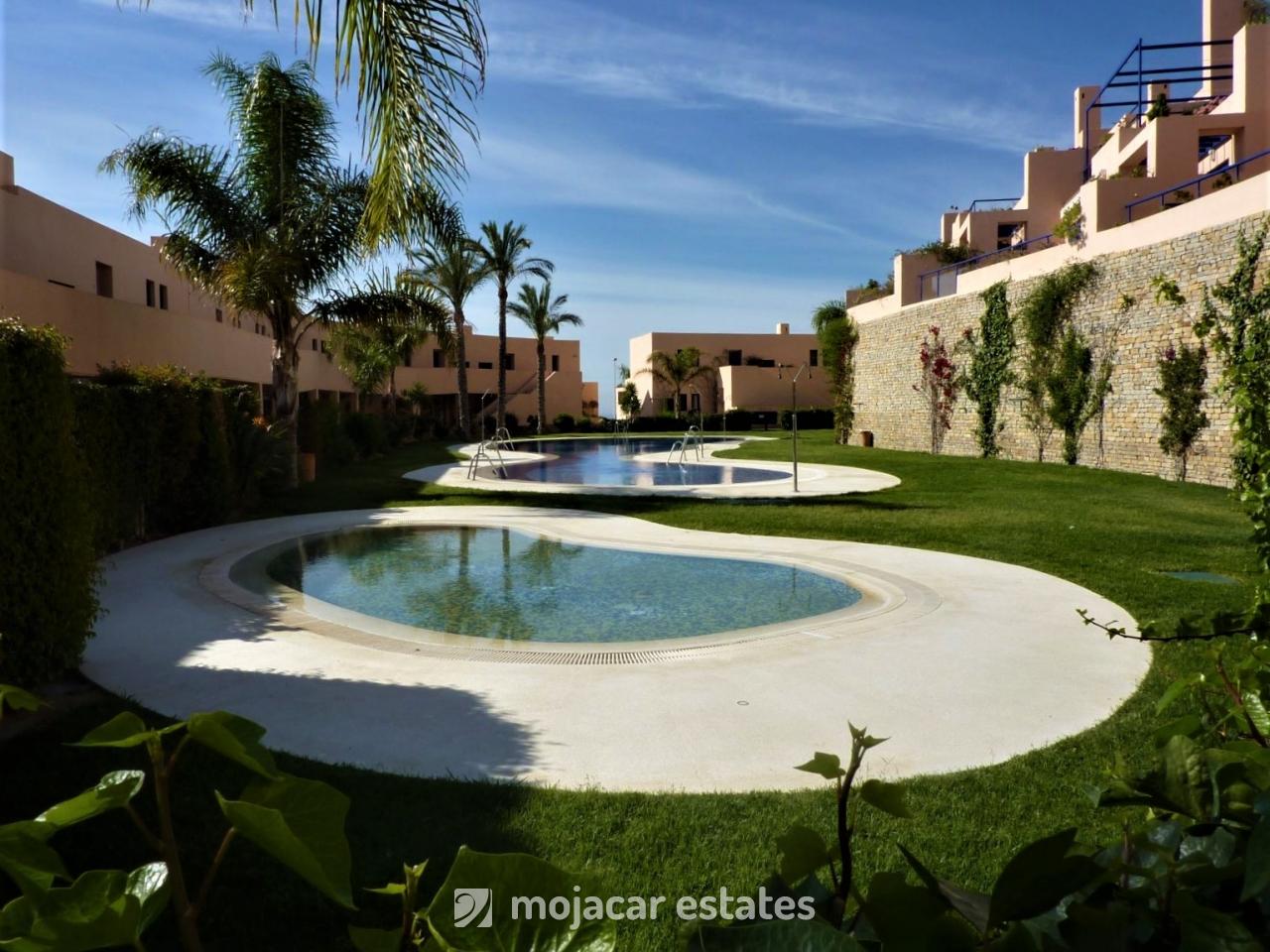 An attractive and modern ground floor apartment for sale in La Atalaya