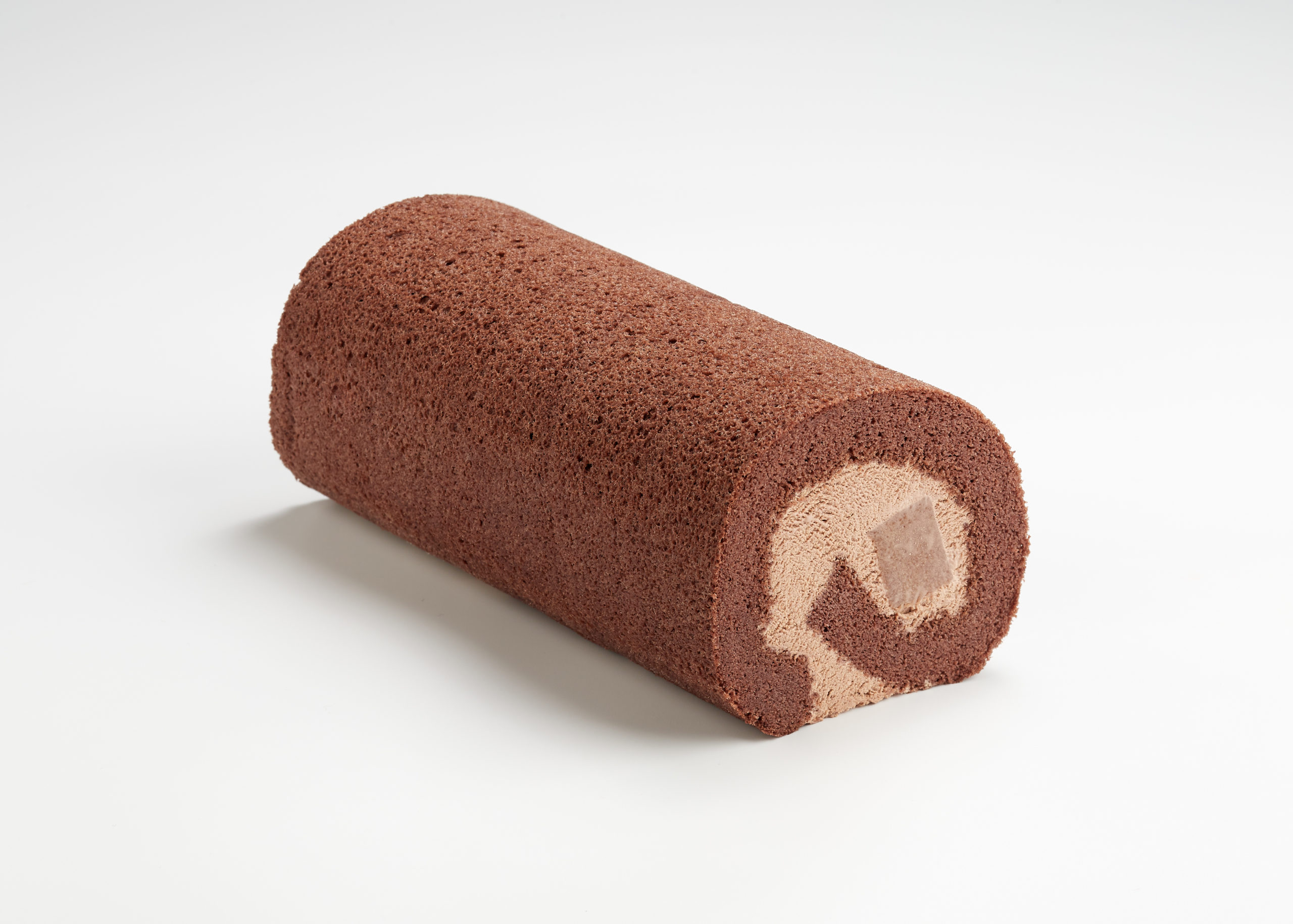 BreadTalk S'pore launches hazelnut pudding roll made with Farmhouse