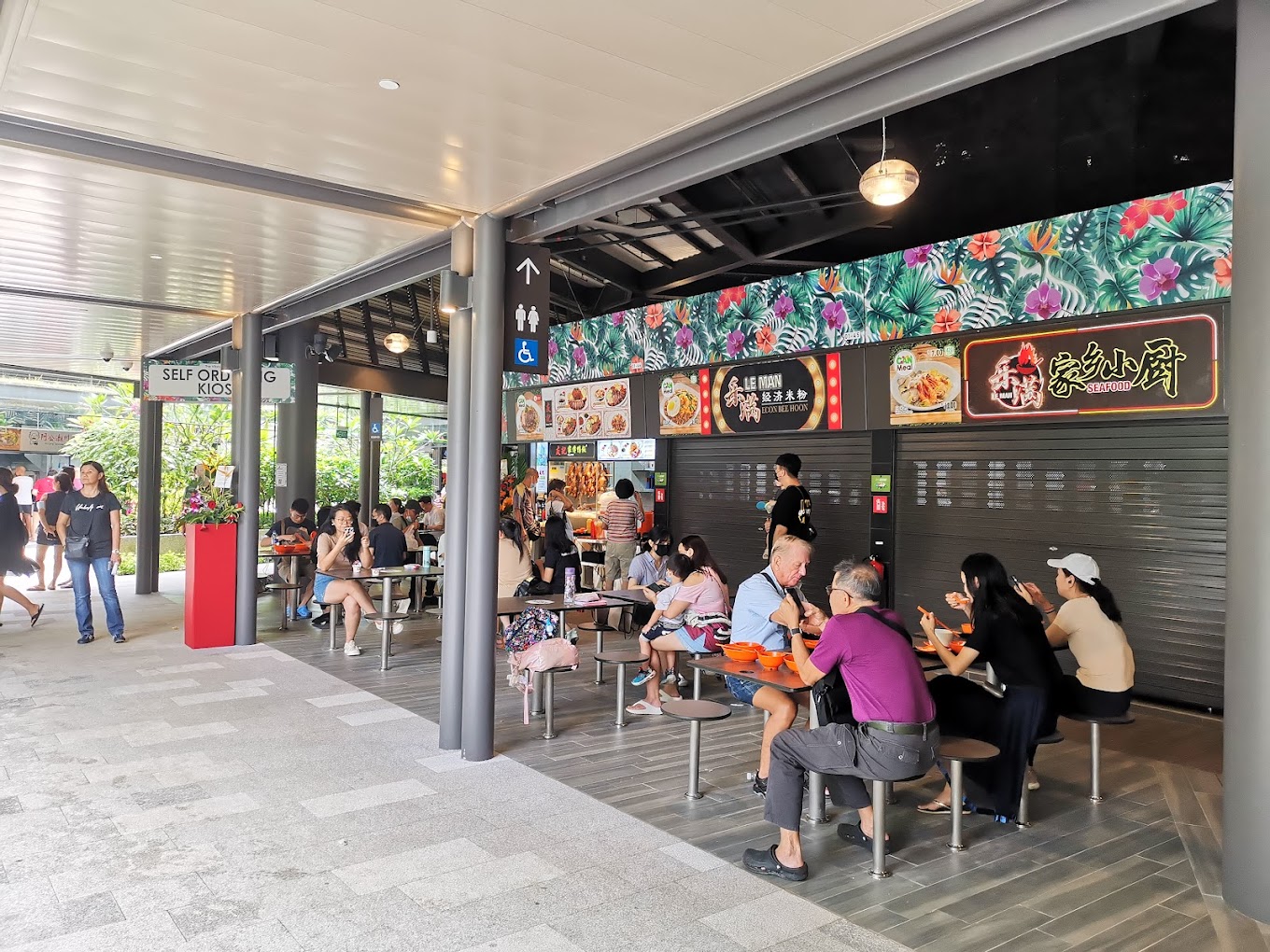 New 800seater hawker centre in Sembawang has 44 stalls & budget meals