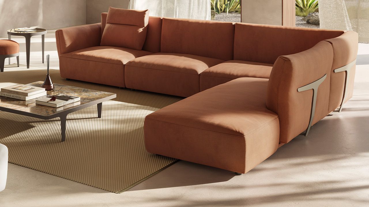 Natuzzi Sectional Sofa Baci Living Room