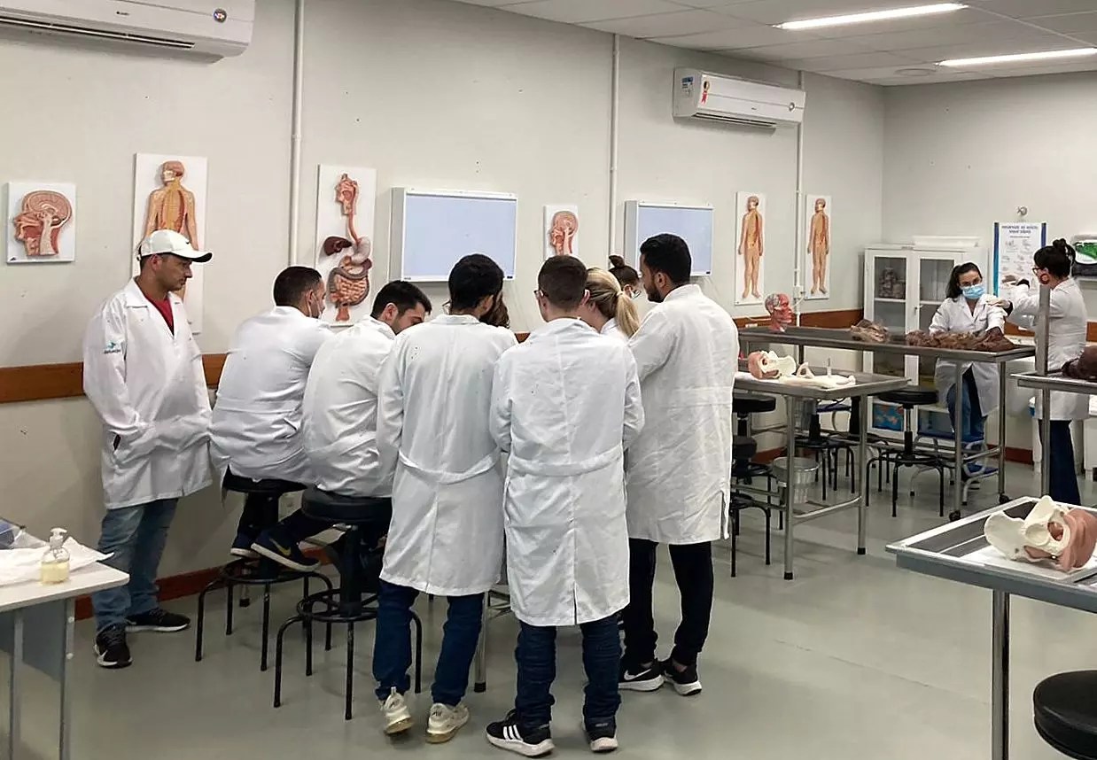 Jaraguá se torna polo de ensino e prática em medicina