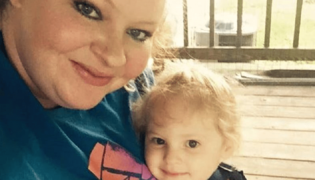 Dad Finds Tragic Letter Inside New Car And Immediately