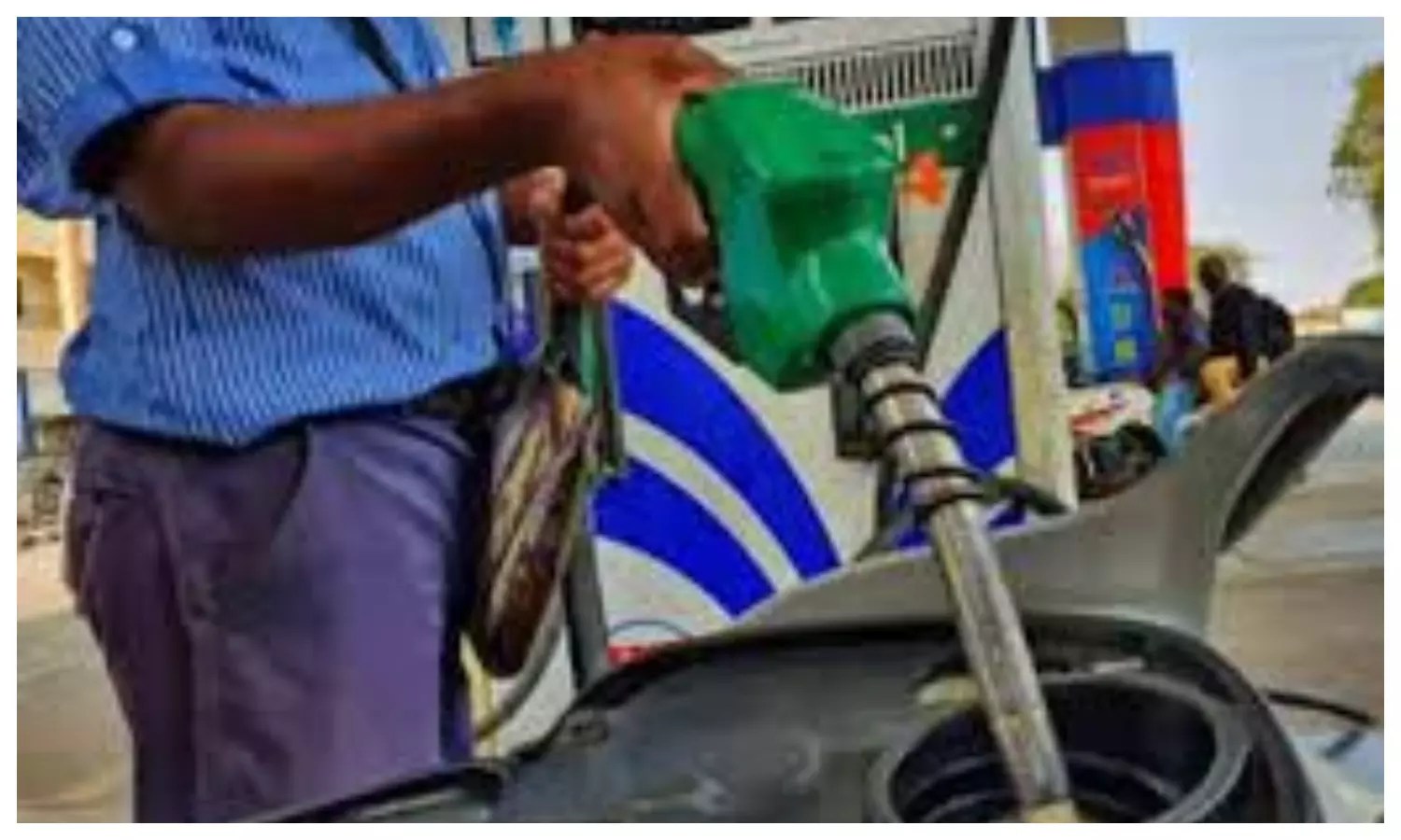 कम हो सकते हैं पेट्रोल व फ्लाइट्स टिकट के दाम सरकार ने इस टैक्स में की