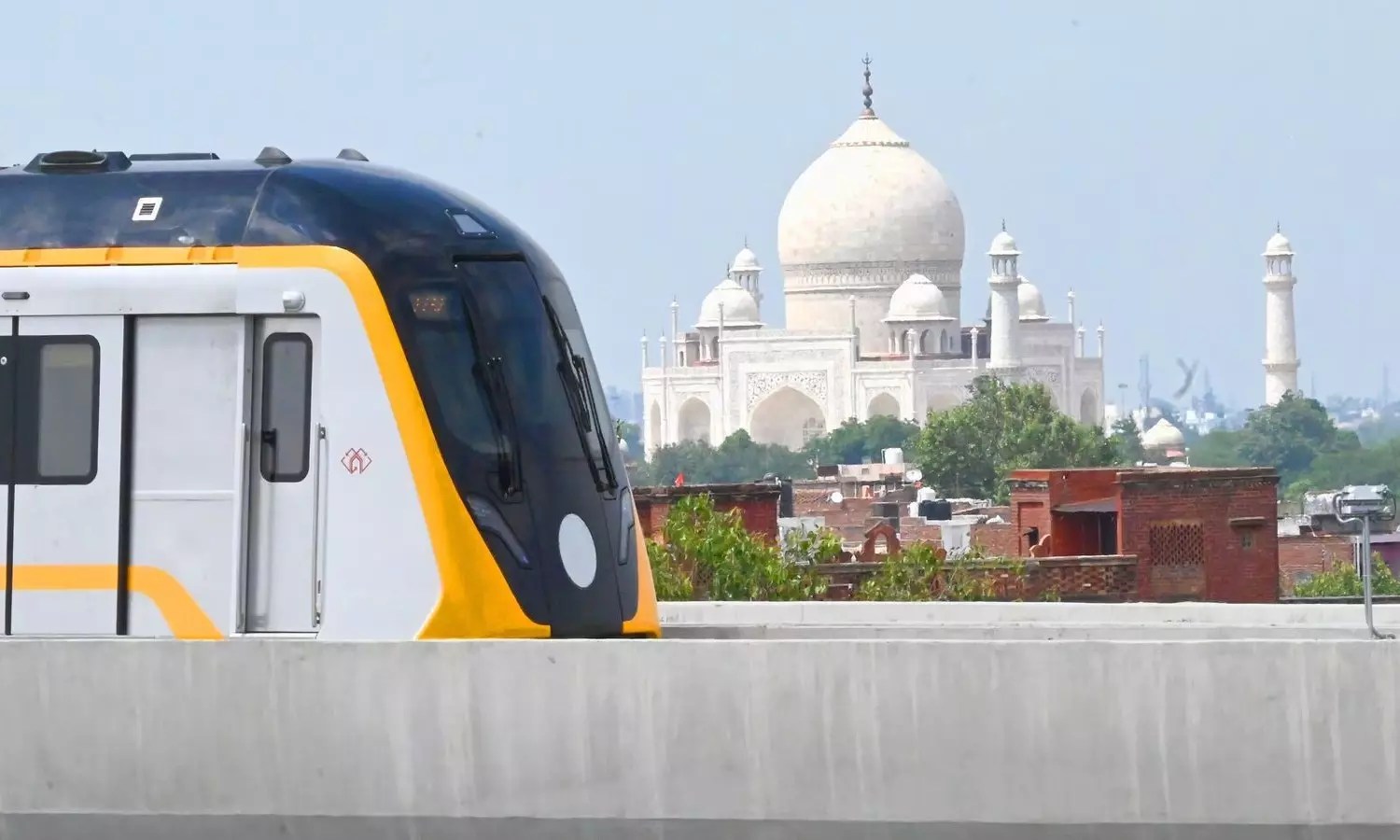 Agra Metro Ticket Price Timing Agra Tourism News in Hindi Newstrack